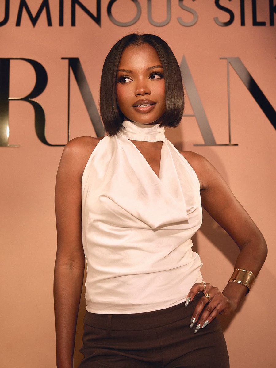 totaltauruss's tweet image. 📸 | more of Chelley at Armani Beauty Celebrating Luminous Silk event