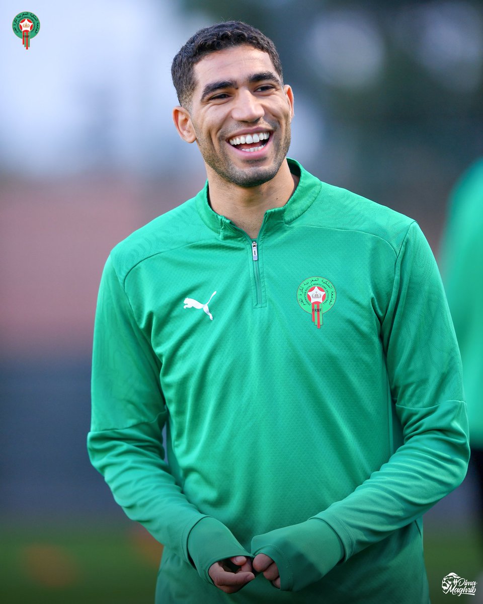 Gio_Hakimi212's tweet photo. Achraf Hakimi tout sourire à l'entraînement du jour avant la finale de cette CAN face au Sénégal 🇸🇳😄
📸 @EnMaroc | #MARSNG https://t.co/9nUM6UIVfl
