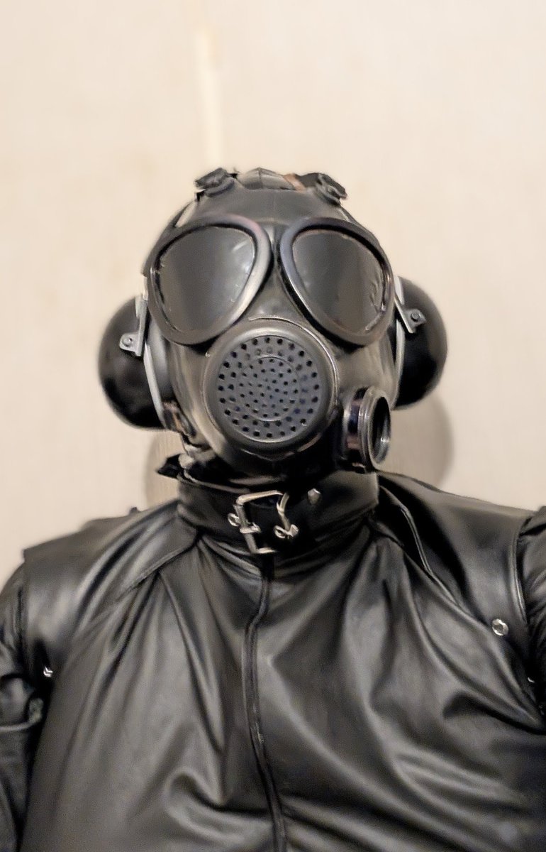 uniform drone (@hs32561) on Twitter photo 