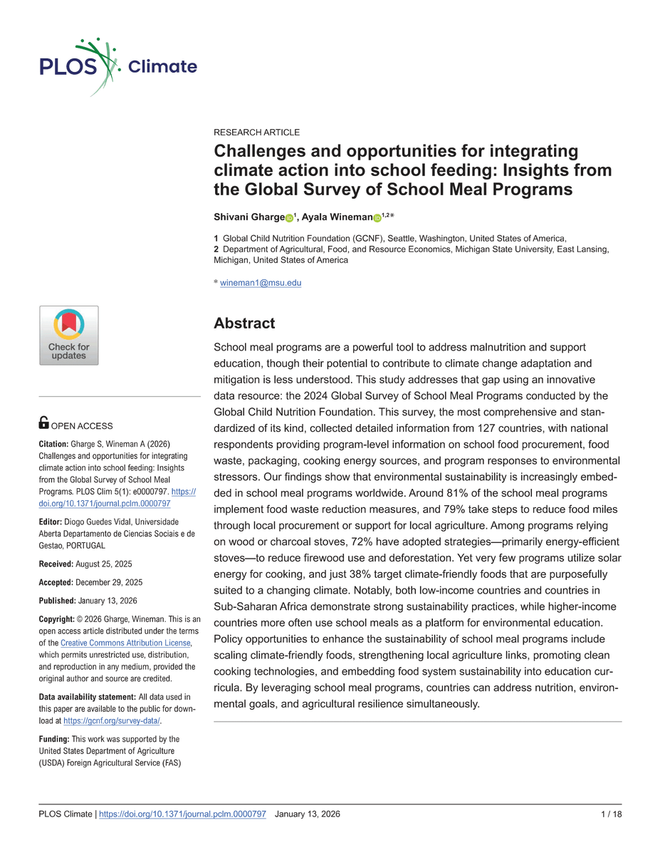 GCNFoundation's tweet photo. 🌏#SchoolMeals  are a powerful tool to fight malnutrition, strengthen local agriculture, and advance #climate resilience. 

Drawing on data from the Global Survey of School Meal Programs©, this research shows encouraging progress.  

➡️ https://t.co/hxIKYFNlPW

@PLOSClimate https://t.co/LOgY9jQLn8
