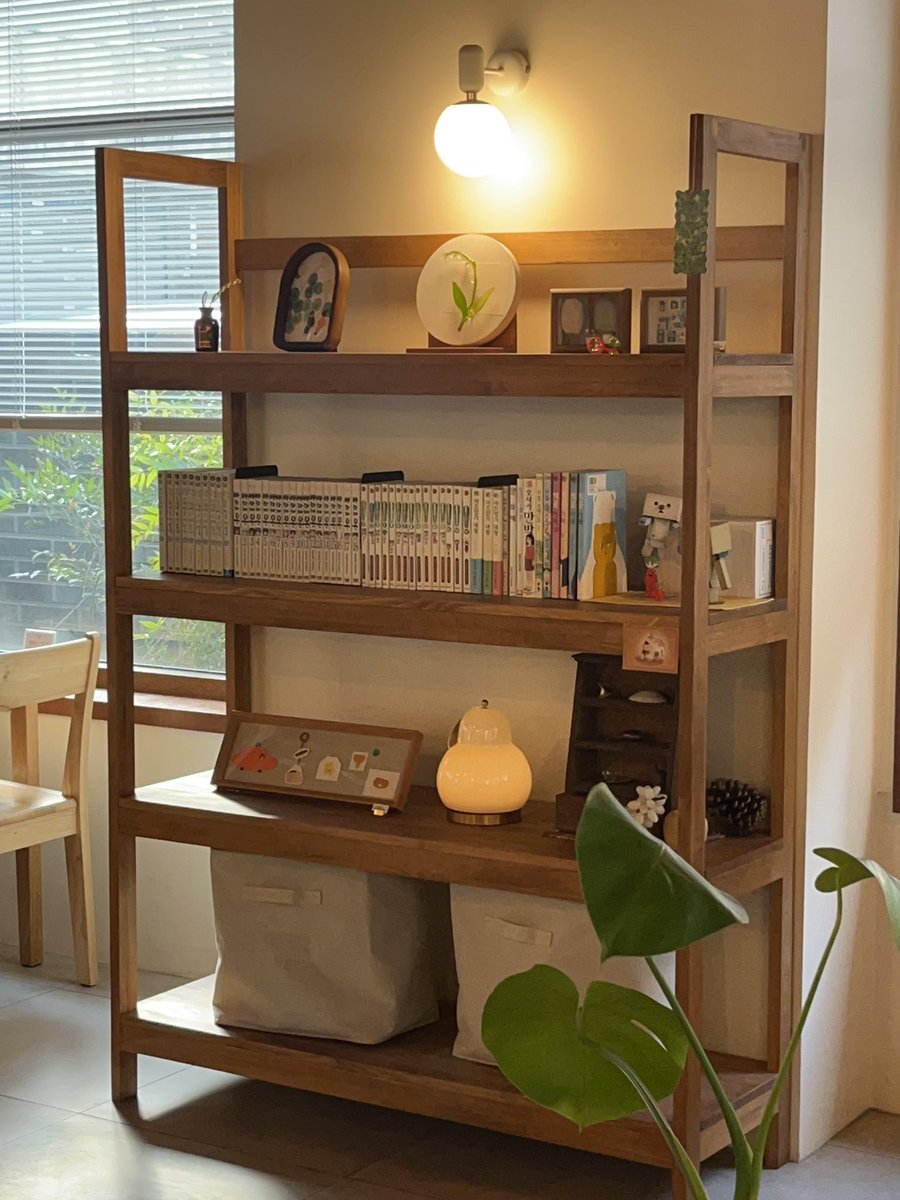 안녕하세요, 카페 후르츠 입니다 🍀

후르츠는 10시부터 (마지막 18:30)
포근한 주말을 보내기 좋은 공간으로 열어두겠습니다 🐈

2026년의 1월도 절반이 지났네요 -
어디서든 웃을 일 많이 만나고
체력도 회복되는 주말 보내시길 바라요 ! 🍙