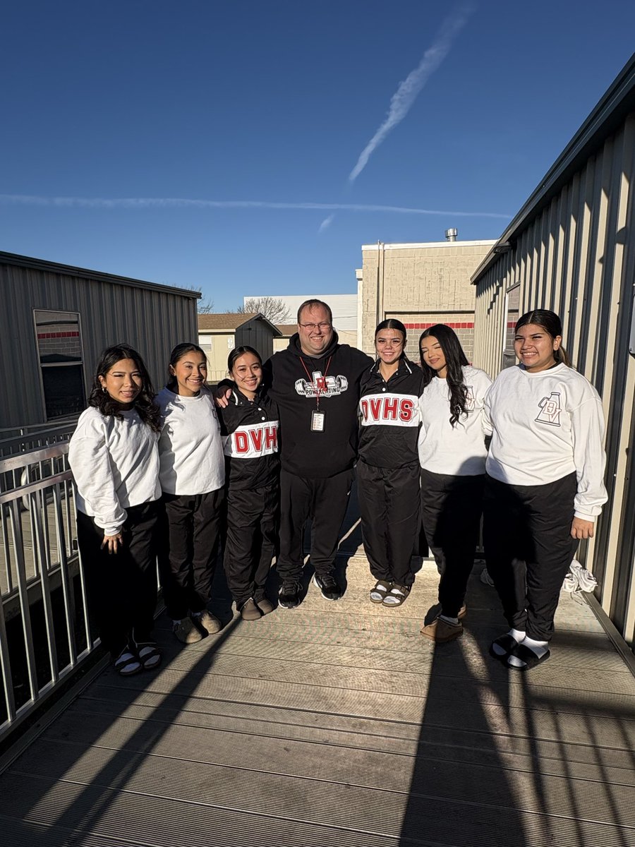 DV Powerlifting tweet media