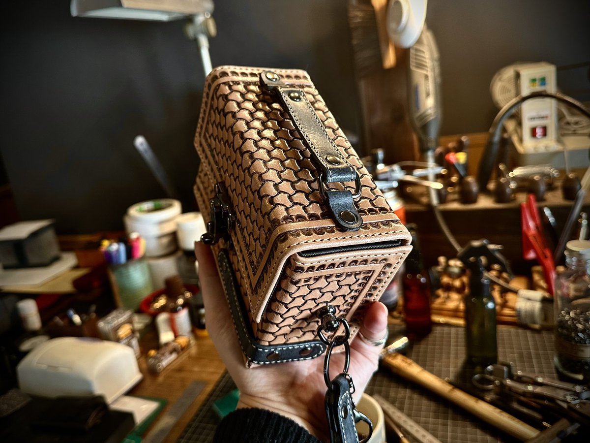 サドルレザー×ロロマ 本革デッキケース 極series collection line