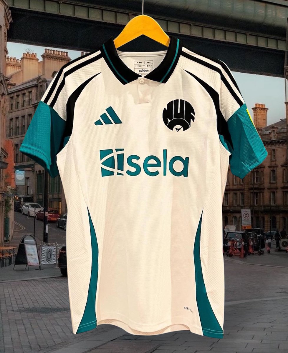 Surrameykits_'s tweet image. Bismillah,,
Update Jersey Original!✌️
#Jersey4Sale @Jerseyforum 
—
• Newcastle United FC 🏴󠁧󠁢󠁥󠁮󠁧󠁿 | Third 2024-2025 |M (71 x 51) | Brand New With Tag *Ada 1 titik pulls | IDR 850.000.-
—
linktr.ee/SurrameyKits_
Marketplace by Request ✅
📩 WA : 081286660270
-
Thankyou Happy…