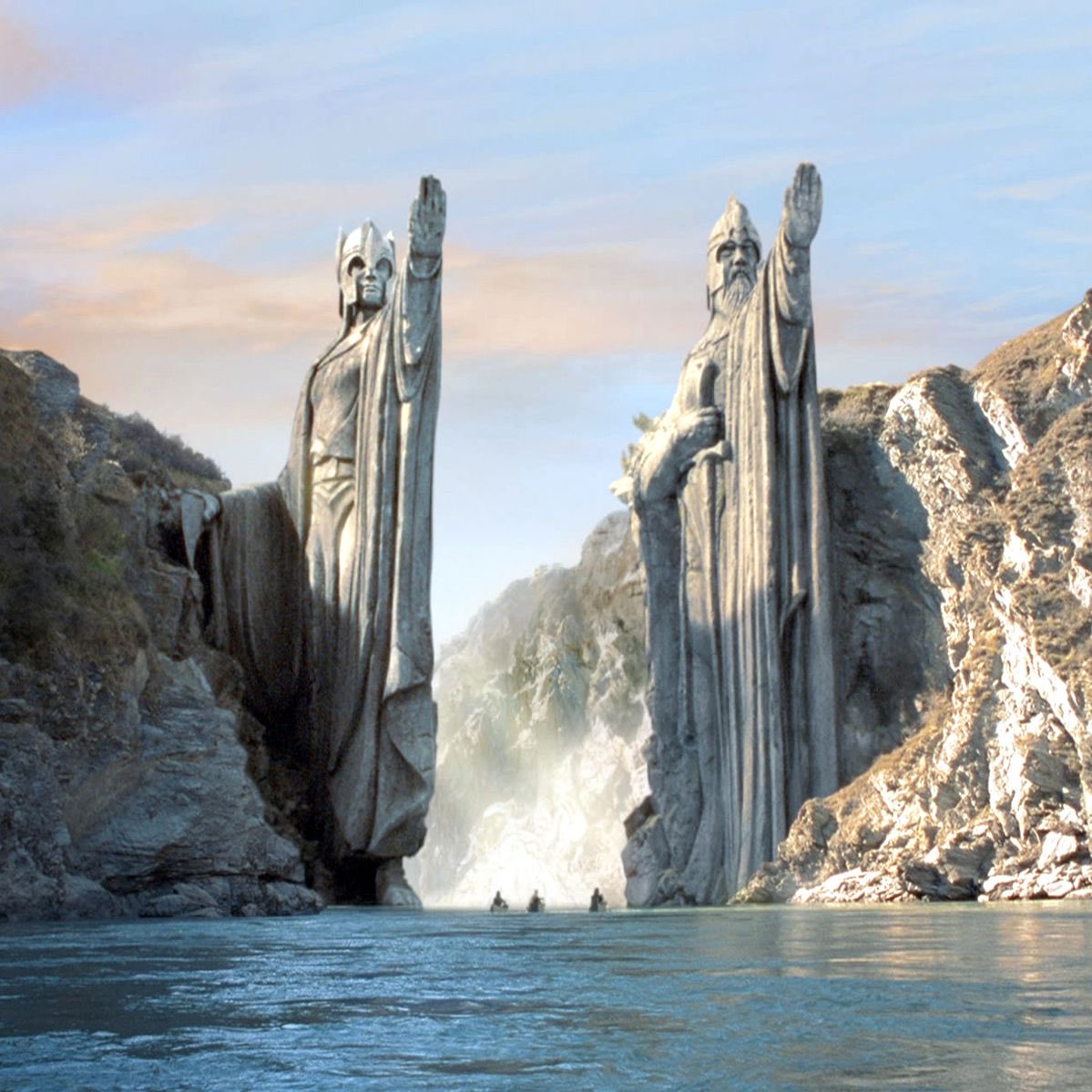 Saw Fellowship of the Ring in theaters for the first time tonight. I don’t know if there is another medium to make you more whitepilled. 

Twin Towers tomorrow and Return of the King on Sunday (as it should be).

The West and the World of Men is worth fighting for!