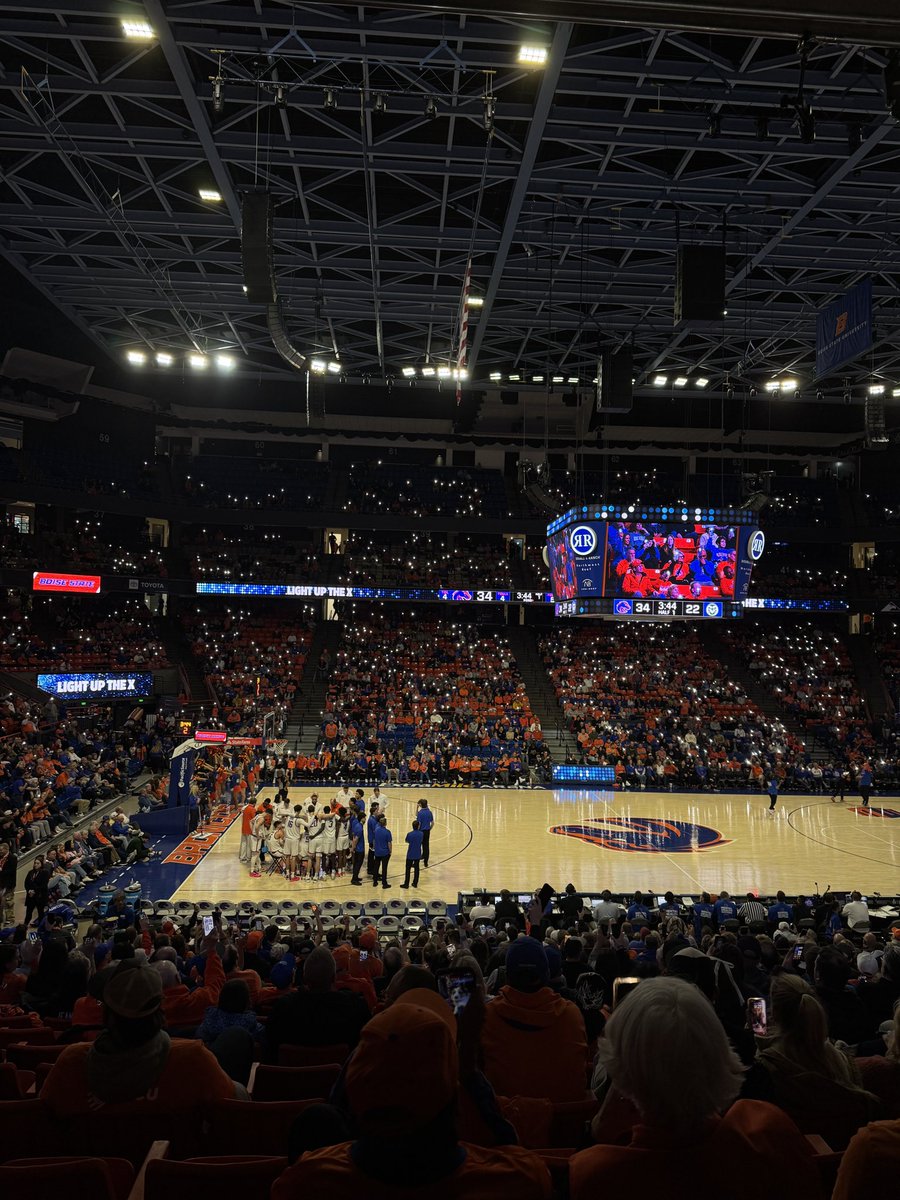 carson_brinx's tweet image. Gotta support even when the program is at its low point. @TCEonSGPN