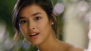 scorpiolustre's tweet image. THE 2016 ARCHIVE: KATHRYN, LIZA, NADINE

we are going deep today.

not just the movies. i’m talking magazine covers, tv commercials, viral interviews, and the stats that prove they owned the entire philippine economy in 2016.
receipts attached at the end. 🧾
a thread. 🧵👇