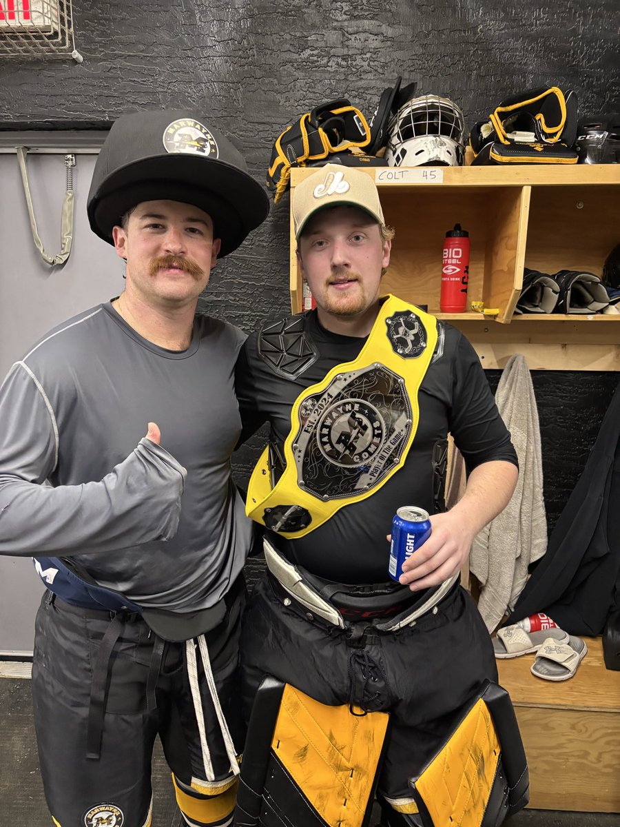 7-0 victory for your Comets tonight. Colton Van Maarion with the shutout and player of the game award. Cole Johnson with the hat trick takes home the Unsung Hero.