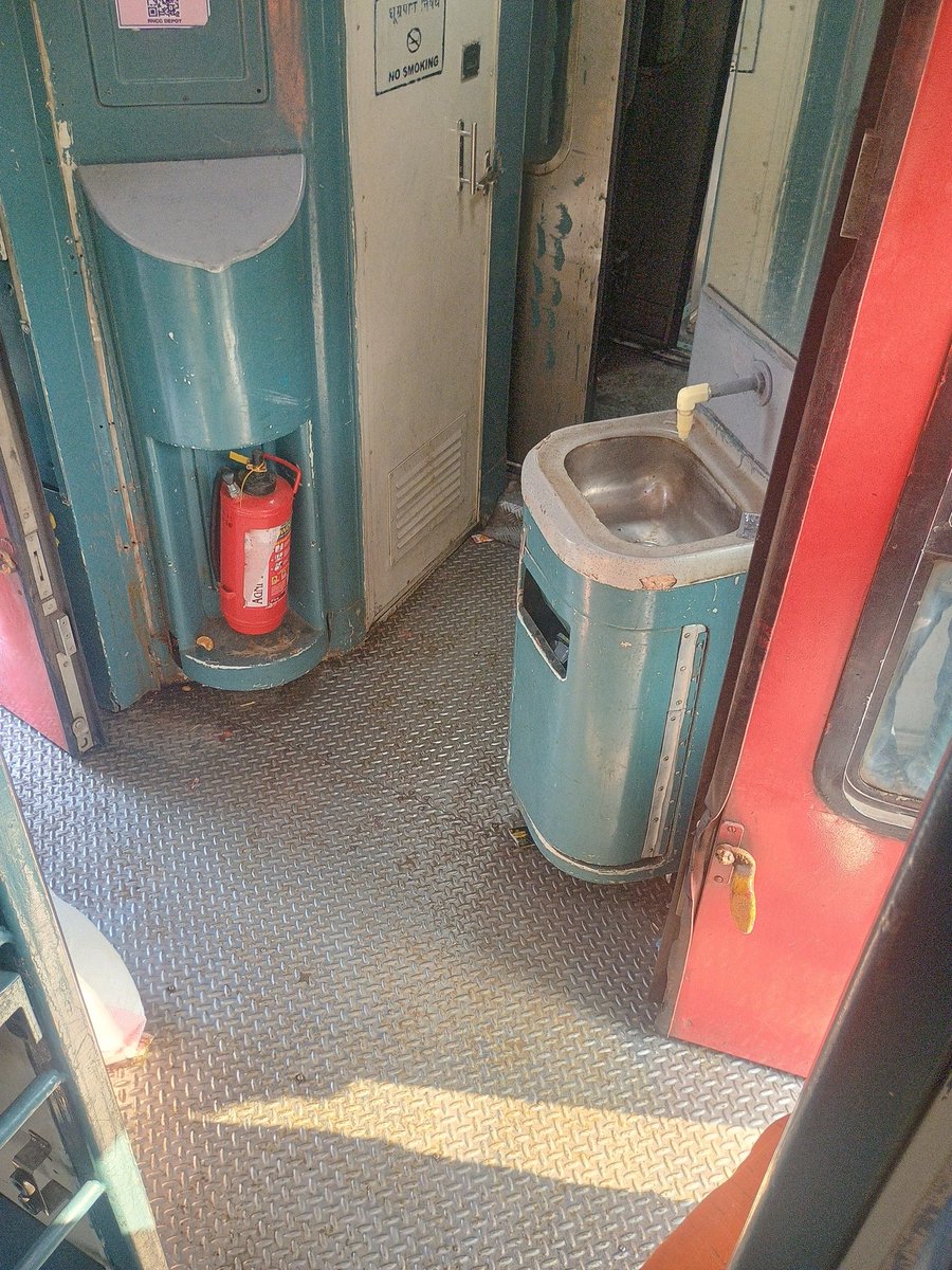 logicalbhai's tweet photo. Hey @RailMadad @RailMinIndia @IRCTCofficial  travelling by train no 13238 kota patna express in coach S2 pnr no 8824022605 seat 1 near washroom...its stinking pls send someone to clean it n if possible spray some phenol https://t.co/jwoyWweVMB