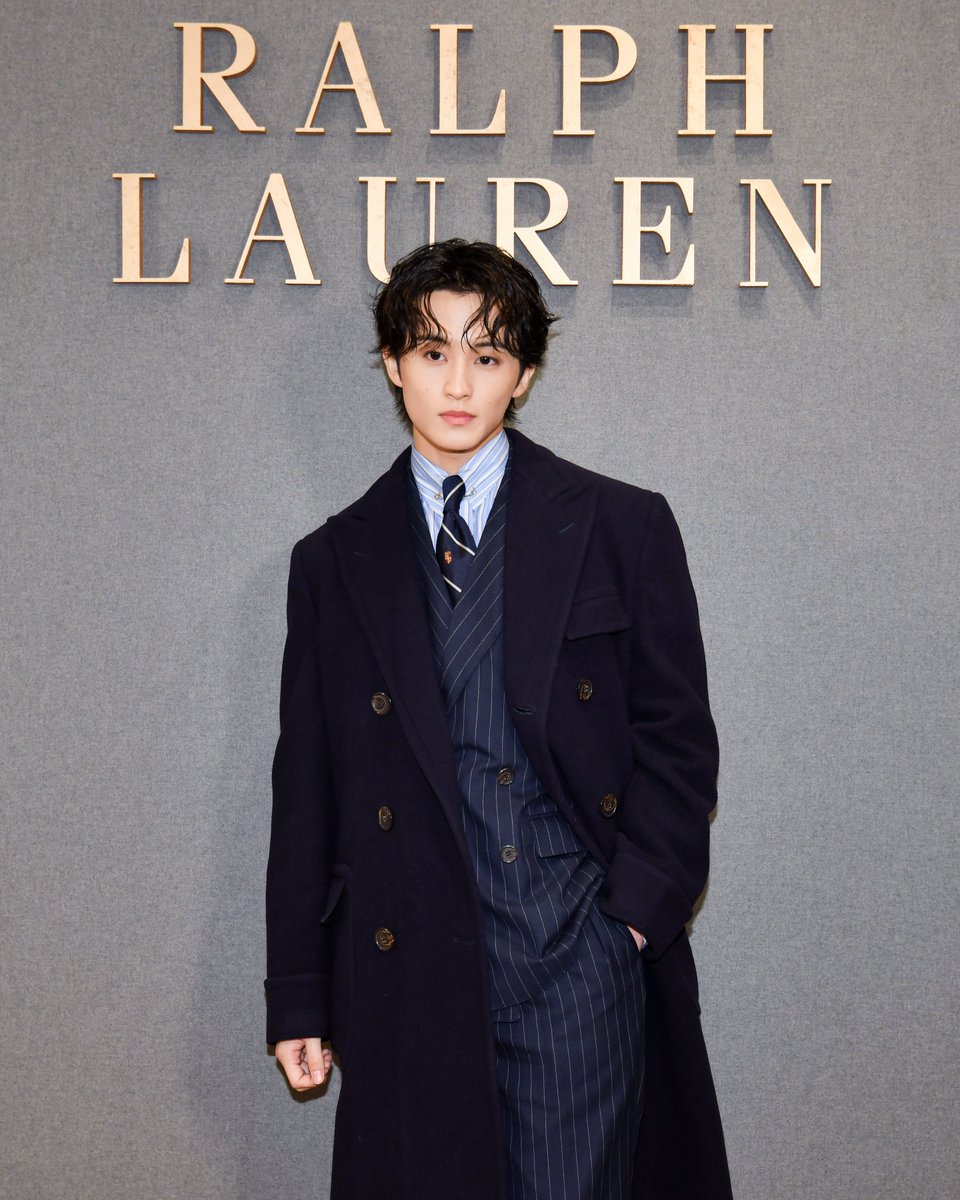 mintmag_th's tweet image. เสิร์ฟมาอีกภาพของหนุ่ม #MARK #NCT แบรนด์แอมบาสเดอร์ของ Polo Ralph Lauren ขณะที่เดินทางมาร่วมชมแฟชั่นโชว์ Purple Label และ Polo Ralph Lauren ประจำซีซัน Fall 2026 ที่จัดขึ้นเมื่อค่ำคืนที่ผ่านมา ณ กรุงมิลาน ประเทศอิตาลี 💚

MARK LEE AT RALPH LAUREN FALL 2026…