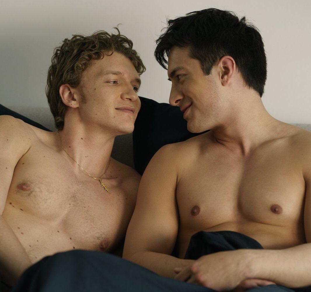 BuzzingPop's tweet image. Is this play about us? College baseball stars Cole Philpott and Aiden Phipps, who played on rival teams, had their own 'Heated Rivalry’ romance. 

Philpott reached out to Phipps after admiring his pitching performance. Their conversations began as banter and private messages…