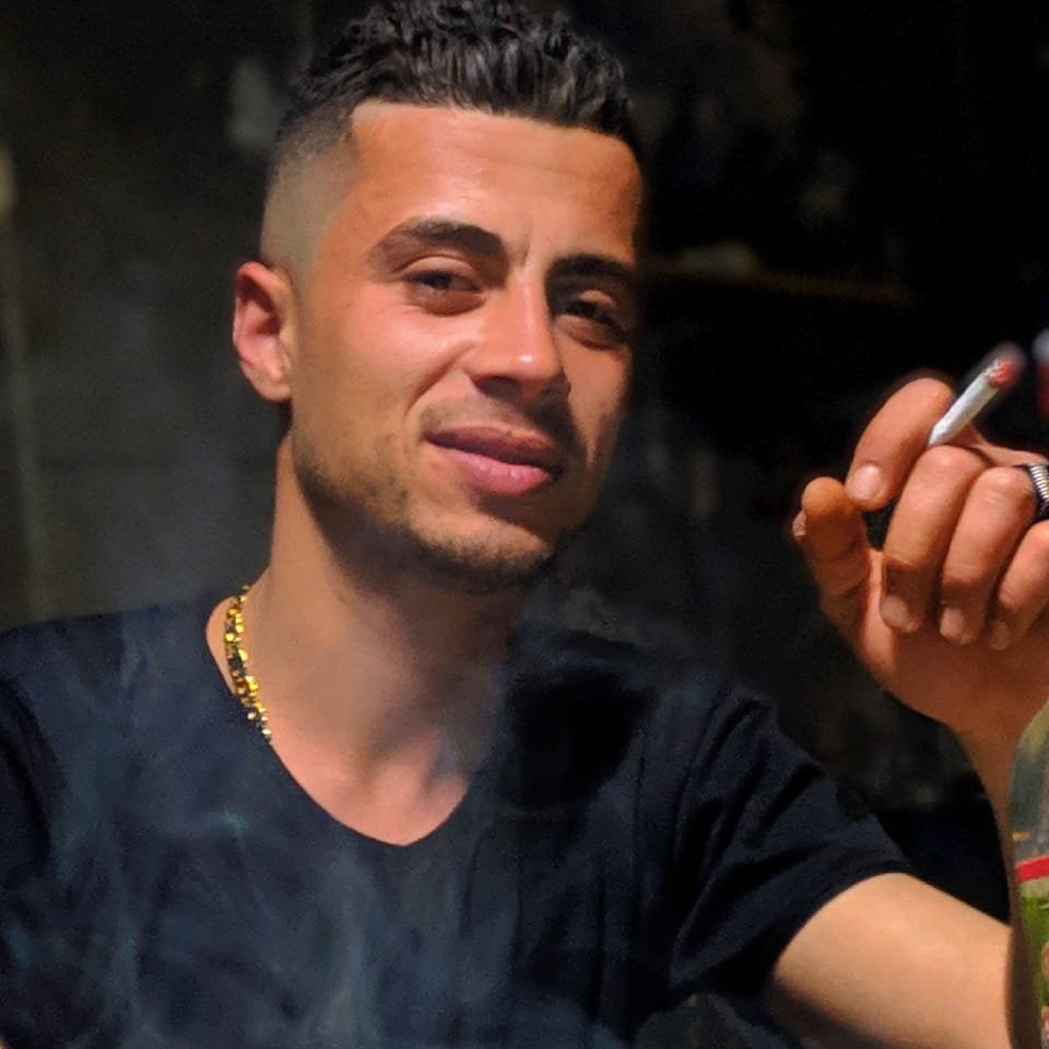 Turkish smoker hot mens 💪 (@turkishsmoker) on Twitter photo 