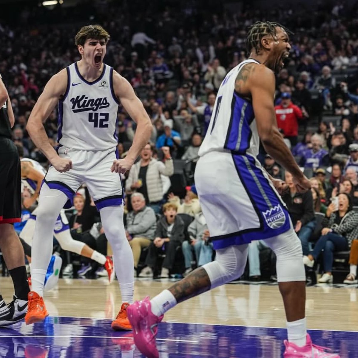 Hoop Central tweet media