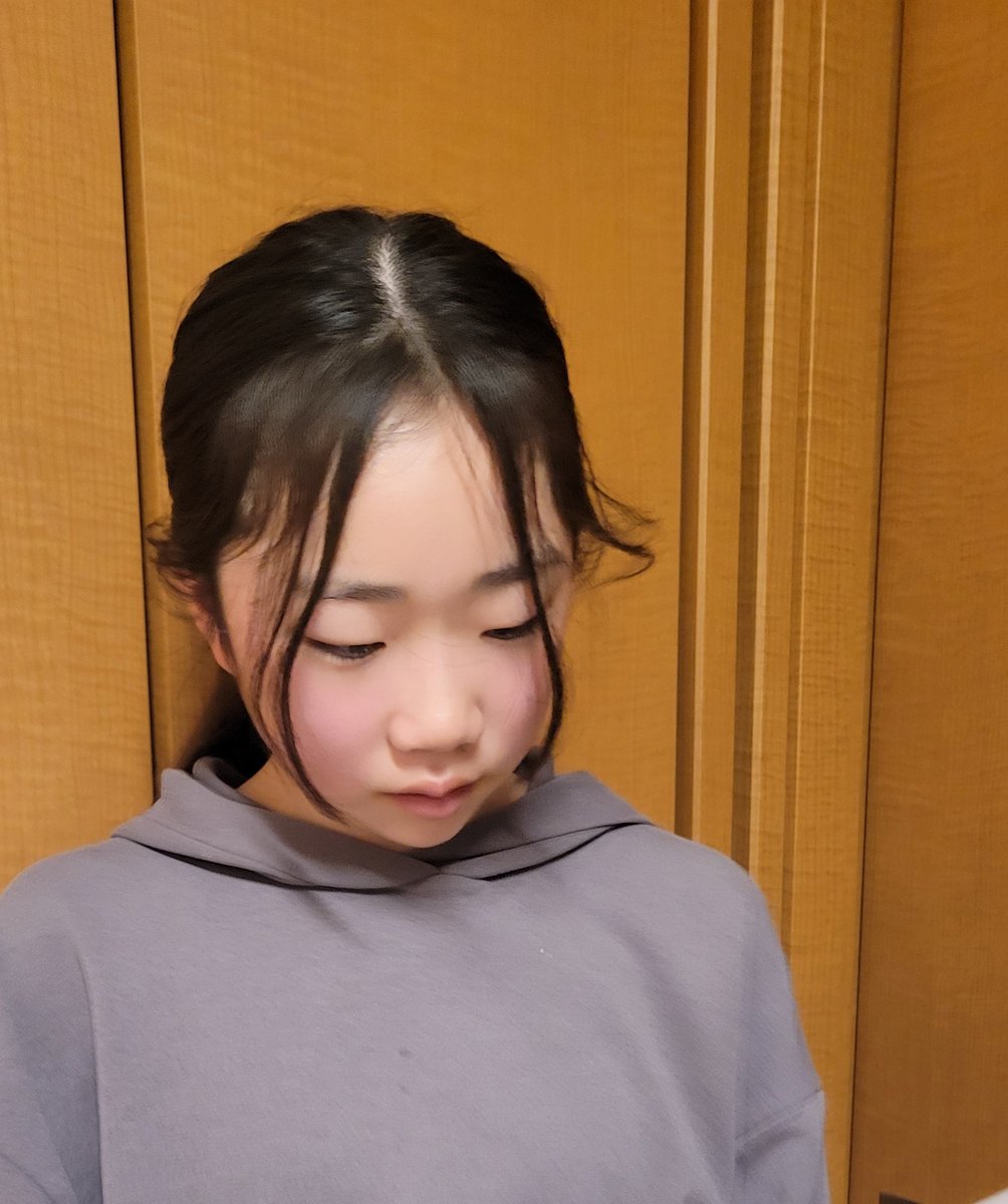 hiinya0612's tweet photo. 目先の勝ち負け(対価)だけじゃなく、もっと先の自分たちがどうありたいか。
日常の「当たり前」を大切にすることが、レボリストへの第一歩なんだね。✨
お姉ちゃん頑張れ!私も心からシャープに磨き上げるね!🔥
#レボリスト
#ONEACTION
#部活の付き添い
#成長のヒント
#自分磨き https://t.co/GU6wS3e1gl