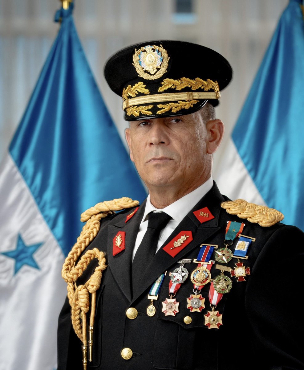 General de Brigada Héctor Benjamín Valerio Ardón tweet media
