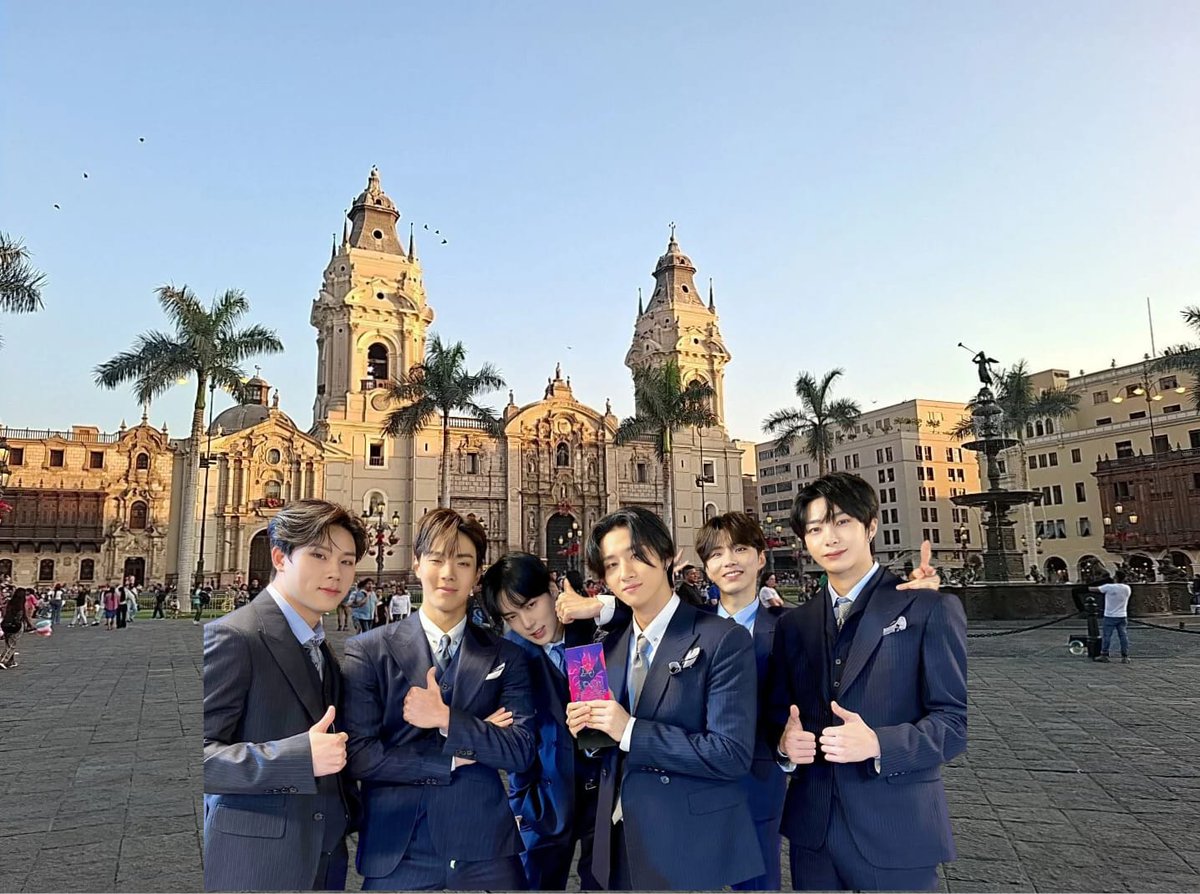 wwwryu06's tweet photo. Monsta X en el centro de Lima 😼😼😼
#TheXNexusInPeru
#PeruNeedsMX
#Monsta_X_inPeru
@OfficialMonstaX
@ninshi_ent
@ZafiroLive
@studiopav_latam https://t.co/na3vAdkod9