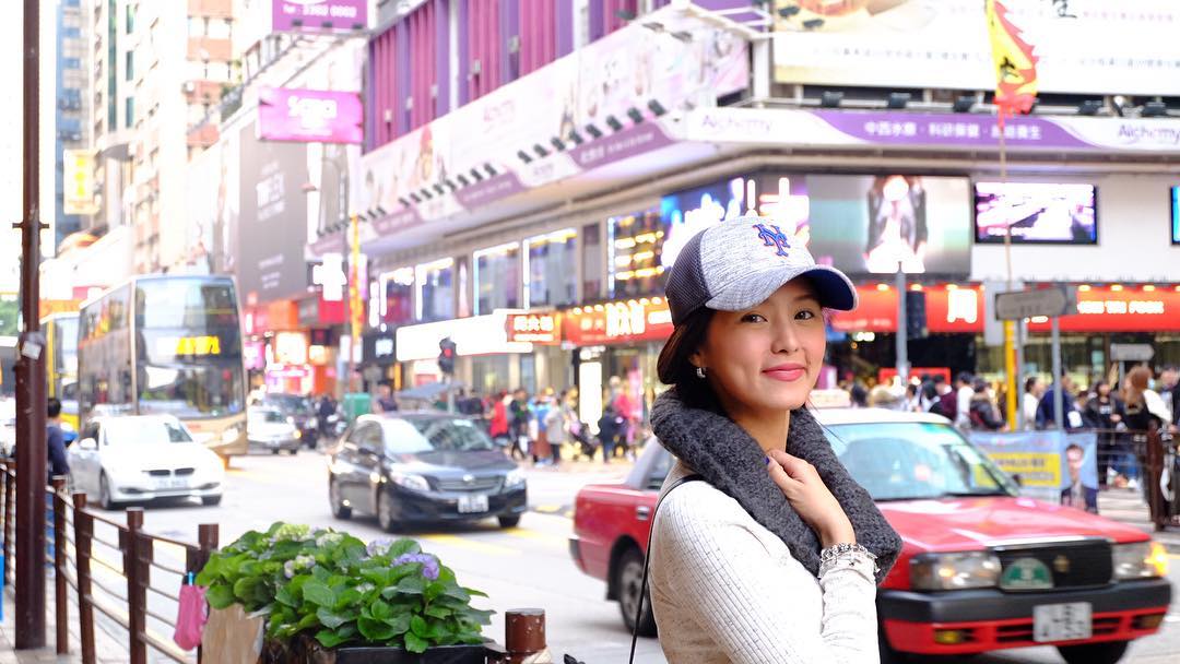 gmanetwork's tweet image. 2016 KIM CHIU ✨

#ItsShowtime host Kim, full of smiles and charm! 💖

📷: #KimChiu on Instagram