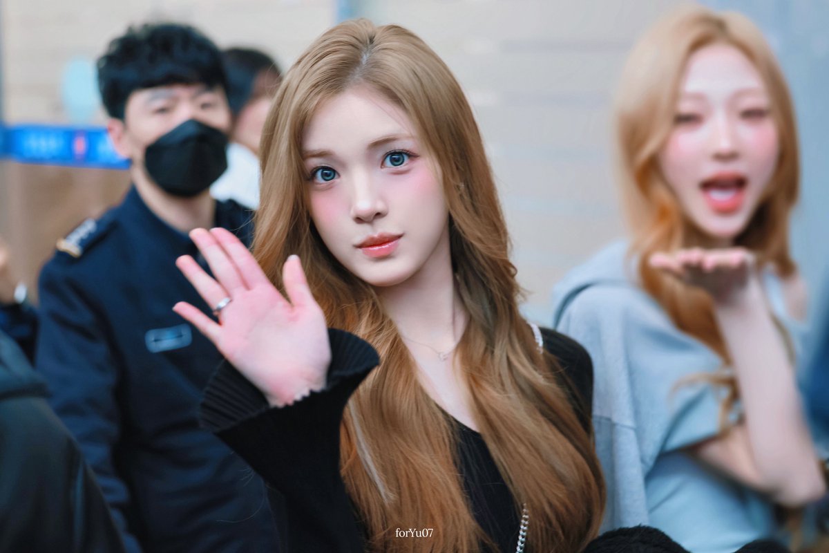 foryu_07's tweet photo. 250117 ICN 🛫 #유하 #YUHA

#Hearts2Hearts #H2H  #하츠투하츠 #하투하 #유하람 https://t.co/MaERNMpwIe