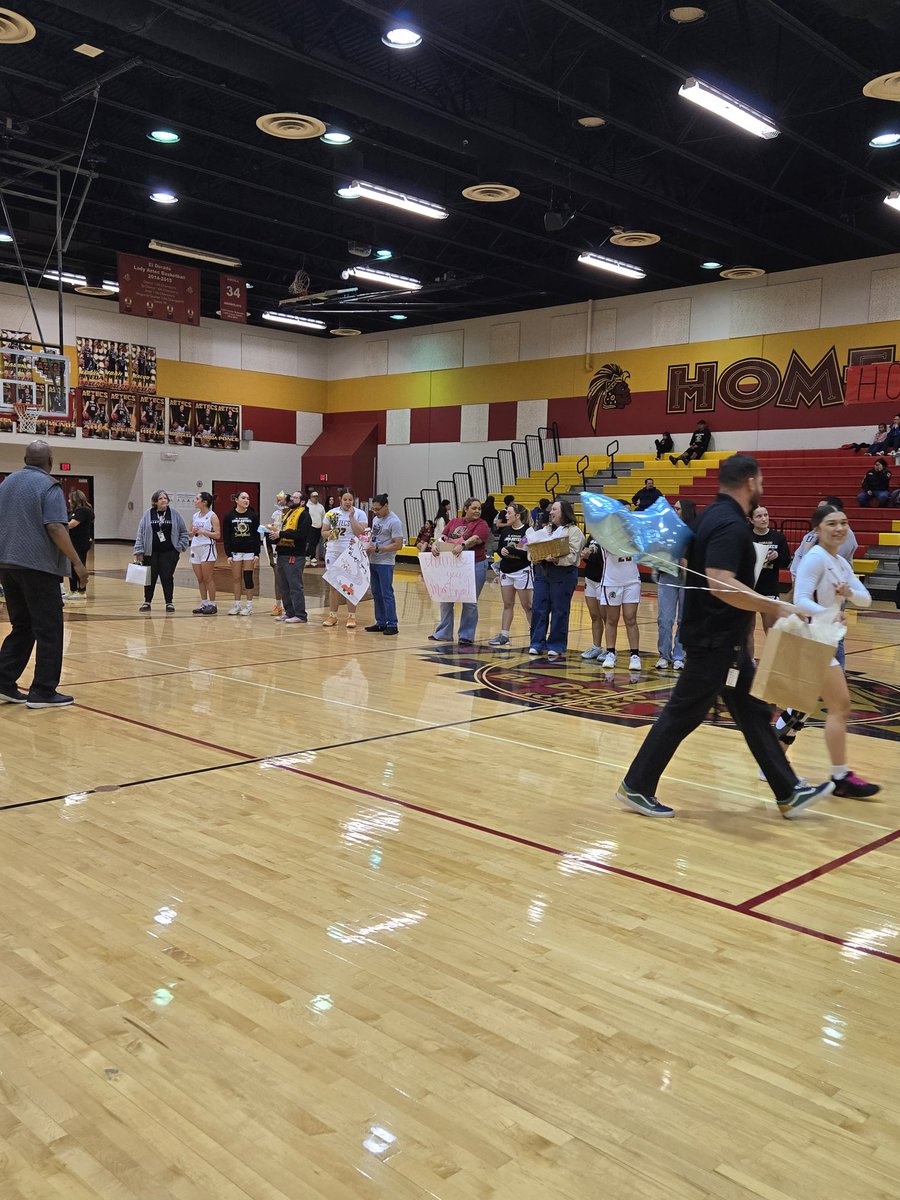 Ana Solis tweet media