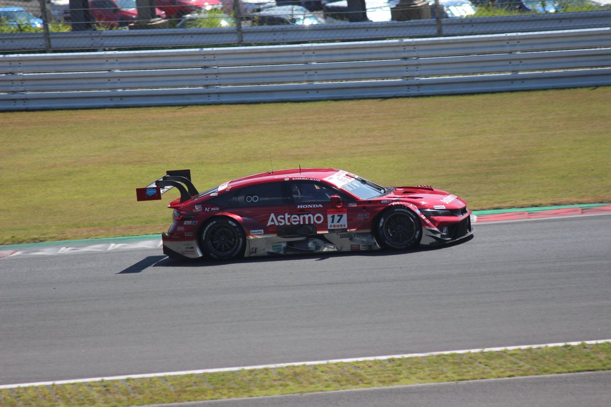 DCR_0511's tweet image. 20周年おめでとうございます🎉
経験豊富な塚越選手とルーキー野村選手の化学反応、NewプレリュードGTと今年のREALRACINGの活躍楽しみにしてます
🏆今年は表彰台の真ん中に🏆
 #RR20   #17号車の日