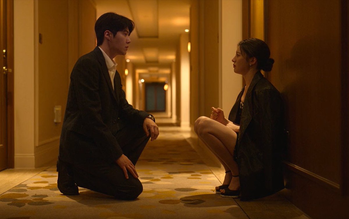 #CanThisLoveBeTranslated is such a breath of fresh air. No childhood trope, no forced connections. just two strangers falling in love💘💖