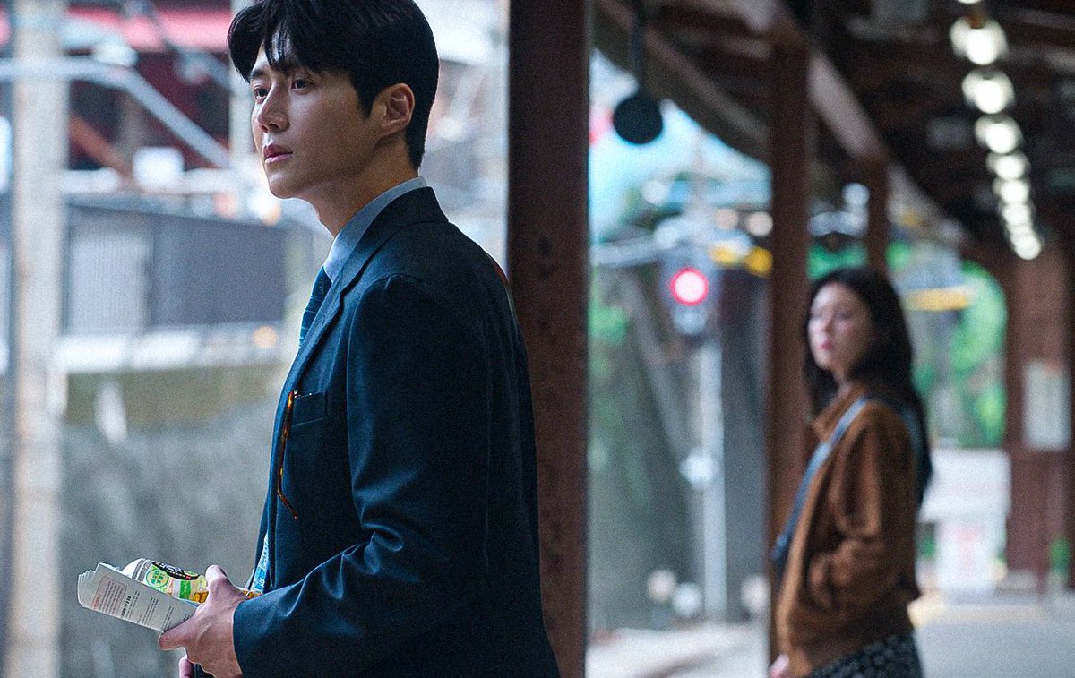 usehuniverse's tweet image. #CanThisLoveBeTranslated is such a breath of fresh air. No childhood trope, no forced connections. just two strangers falling in love💘💖