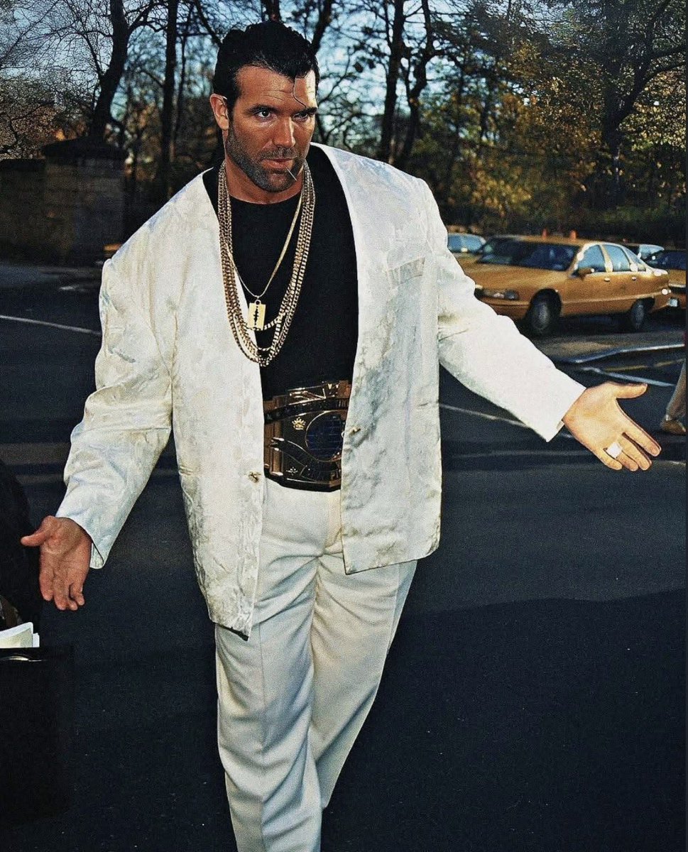 What the staff at Chili’s sees as I pull up to the restaurant entrance