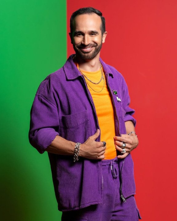 ¡SE UNE A GUARDIÁN DE MI CORAZÓN!

Tras su paso por #LaCasaDeLosFamososMx José Luis Rodríguez "El Guana" se suma al elenco de #GuardiánDeMiCorazón nueva producción de <a href="/osoriojua/">juan osorio ortiz</a> para TelevisaUnivisión.

¿Qué tal?

fuente: <a href="/edorantes1/">Edn</a> / <a href="/osoriojua/">juan osorio ortiz</a> 

RP: <a href="/detlnovelas1/">detlnovelas 🌎</a>