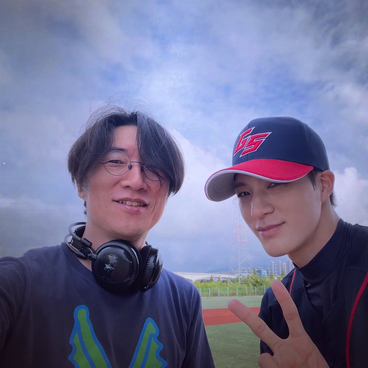 260117 cinemind (wind up director) ig with #JENO #JAEMIN 

thank you all! #와이드업 #WindUp