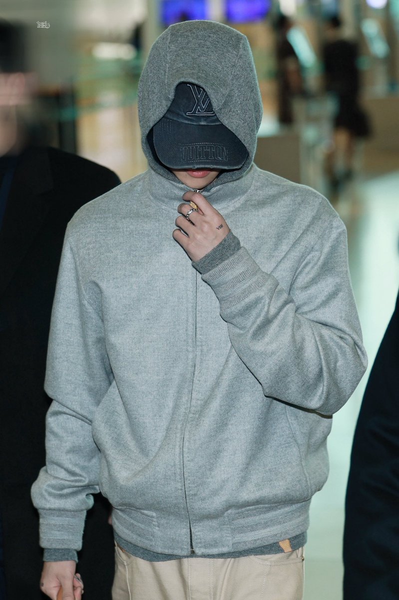 HEO_EightKwan's tweet image. 260117 ICN출발

#디에잇 #서명호 #徐明浩 #ミンハオ #THE8 #Minghao #세븐틴 #SEVENTEEN