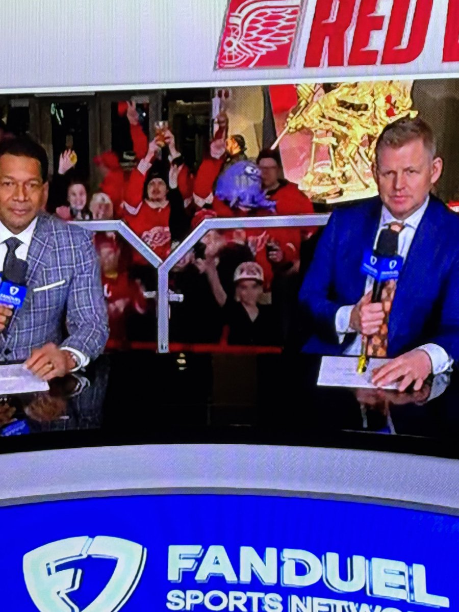 Bcase62's tweet image. #legendary #lgrw