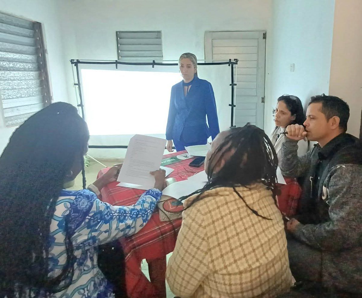 Resultados científicos del  Proyecto <a href="/CIENPINOSCuba/">CIENPINOS</a> contribuyendo a la  formación académica en el marco del Programa de Maestría de Ciencias Forestales.  Felicitaciones para las Ingenieras Mirla de la C. Delgado Regalado,  Tanya C.  Faraco Rodríguez,  y sus tutores.