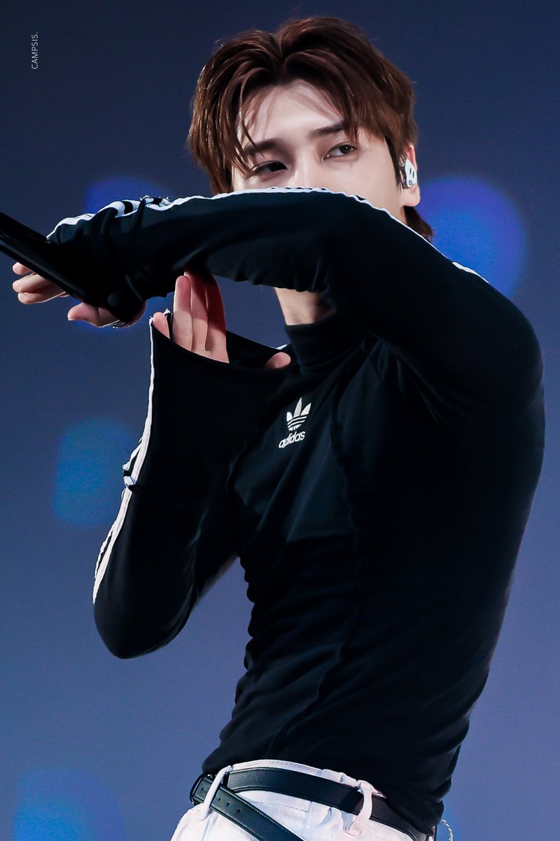 CAMPSIS1207's tweet image. 251213 FAN-CON in FUKUOKA

무대하는 한겨리 보고프다! 하지만 결이 발목 완전히 나을 때까지 꾹 참고 기다릴거다! 한겨리 보다 중요한건 없으니까!

#BAE173 #HANGYUL #한결 
#이한결 #하염없이_어여쁜결