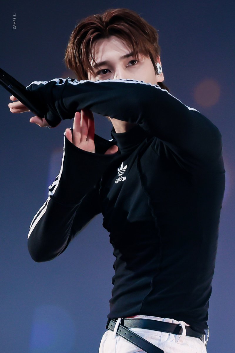 CAMPSIS1207's tweet image. 251213 FAN-CON in FUKUOKA

무대하는 한겨리 보고프다! 하지만 결이 발목 완전히 나을 때까지 꾹 참고 기다릴거다! 한겨리 보다 중요한건 없으니까!

#BAE173 #HANGYUL #한결 
#이한결 #하염없이_어여쁜결