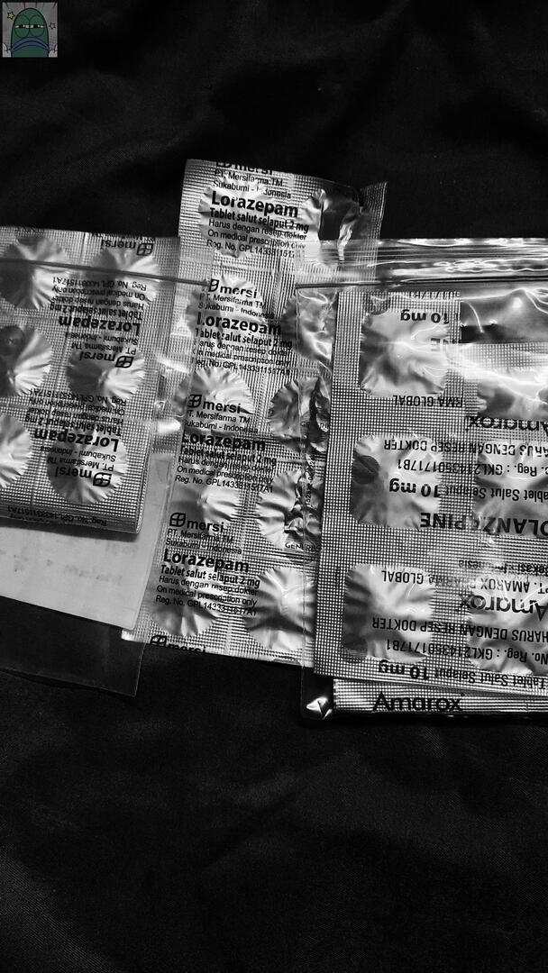 Tanyarlfes tweet media