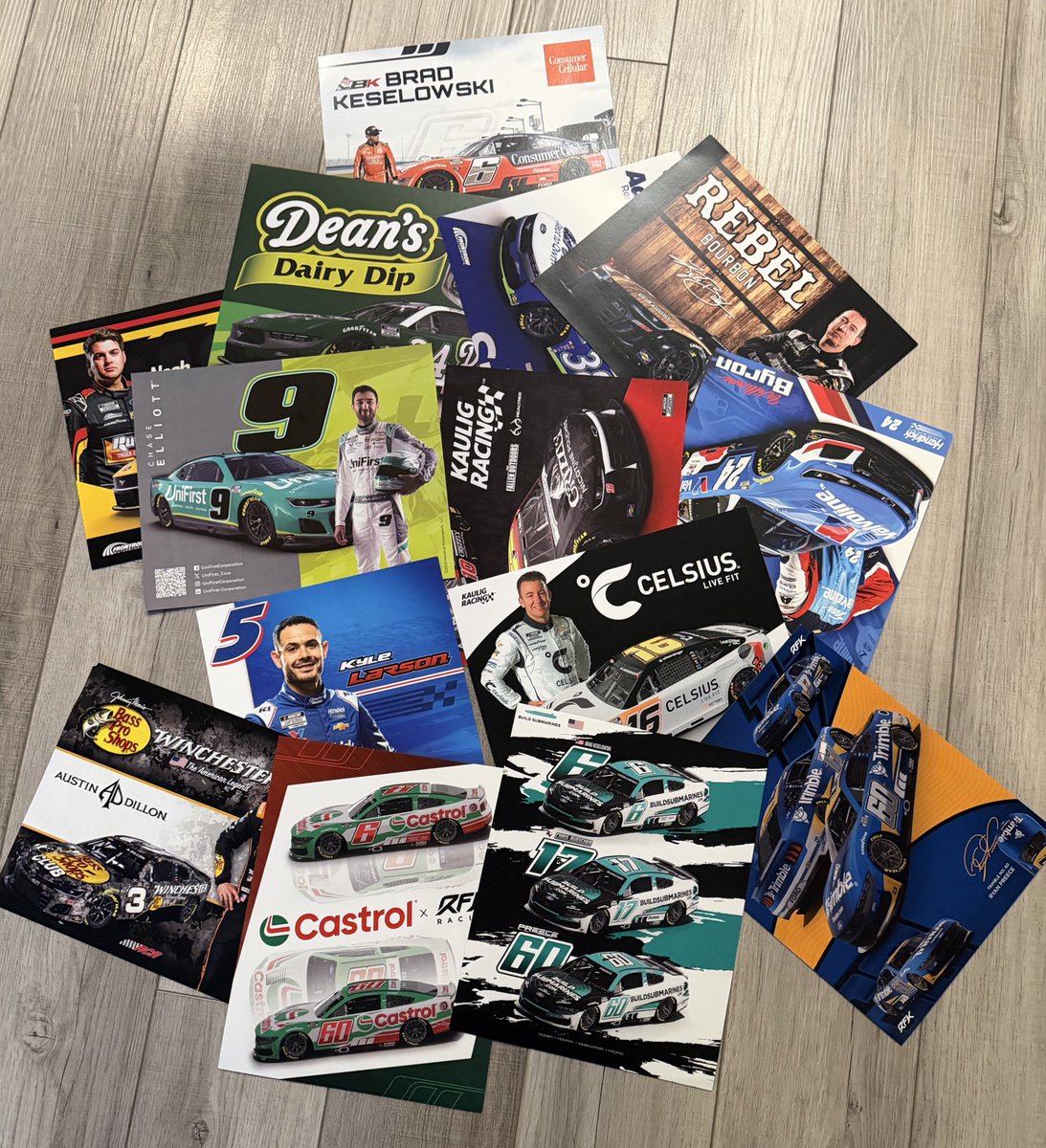 PoconoRaceway's tweet image. 🚨GIVEAWAY🚨

While visiting some race shops in Charlotte this week, we collected a few Hero Cards along the way. 

Follow the instructions below to enter for your chance to win this stack of cards!

Instructions:
1. Like this post
2. Repost

Random winner chosen on Monday 1/19.