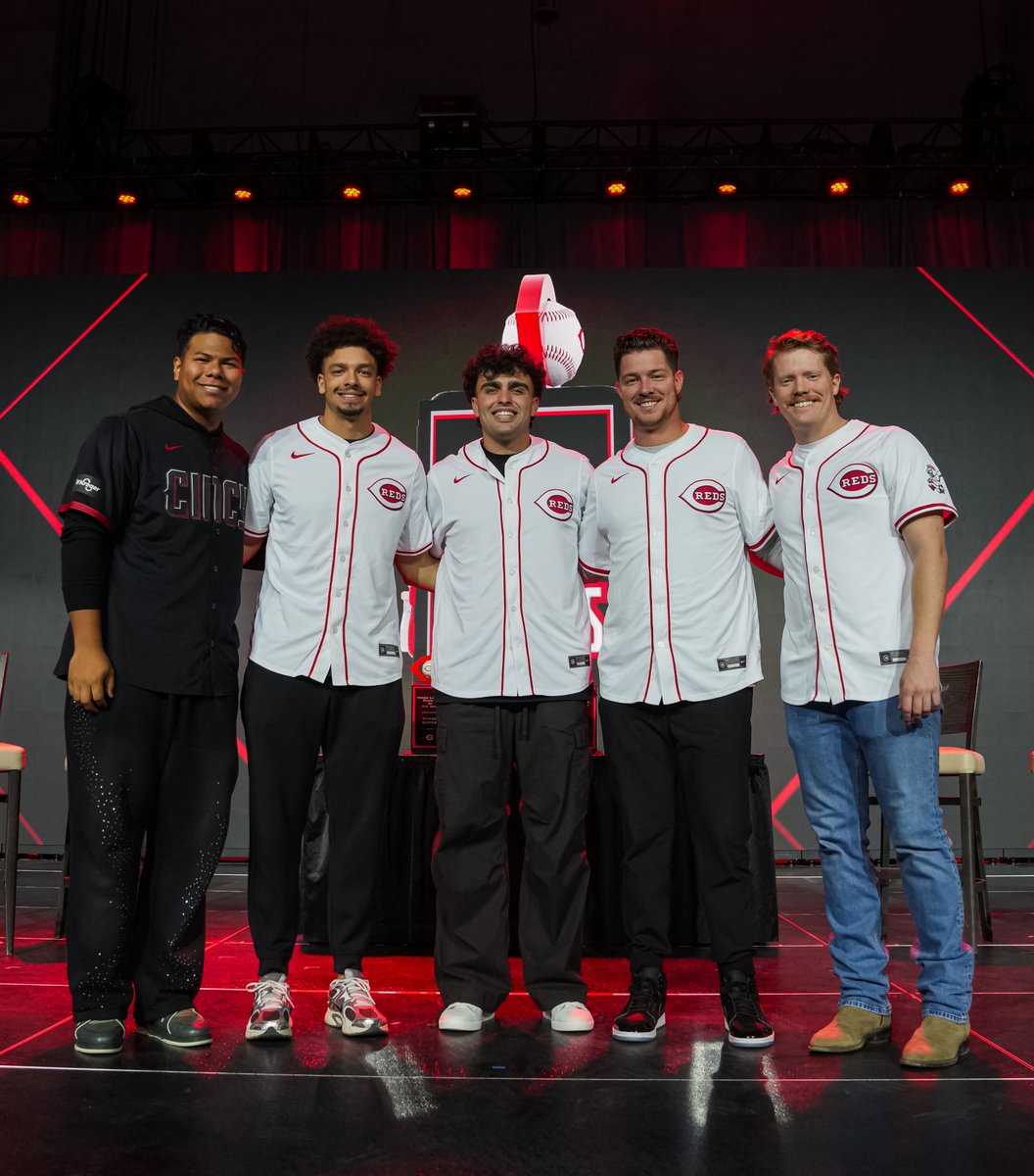 Congrats to our 2025 Team Award winners!
🔴 Joe Nuxhall Good Guy Award: Emilio Pagán
🔴 Johnny Vander Meer Outstanding Pitcher & Ernie Lombardi MVP Award: Andrew Abbott
🔴 Minor League Pitcher of the Year: Chase Burns
🔴 Minor League Hitter of the Year: Alfredo Duno
🔴 Minor League MVP: Sal Stewart