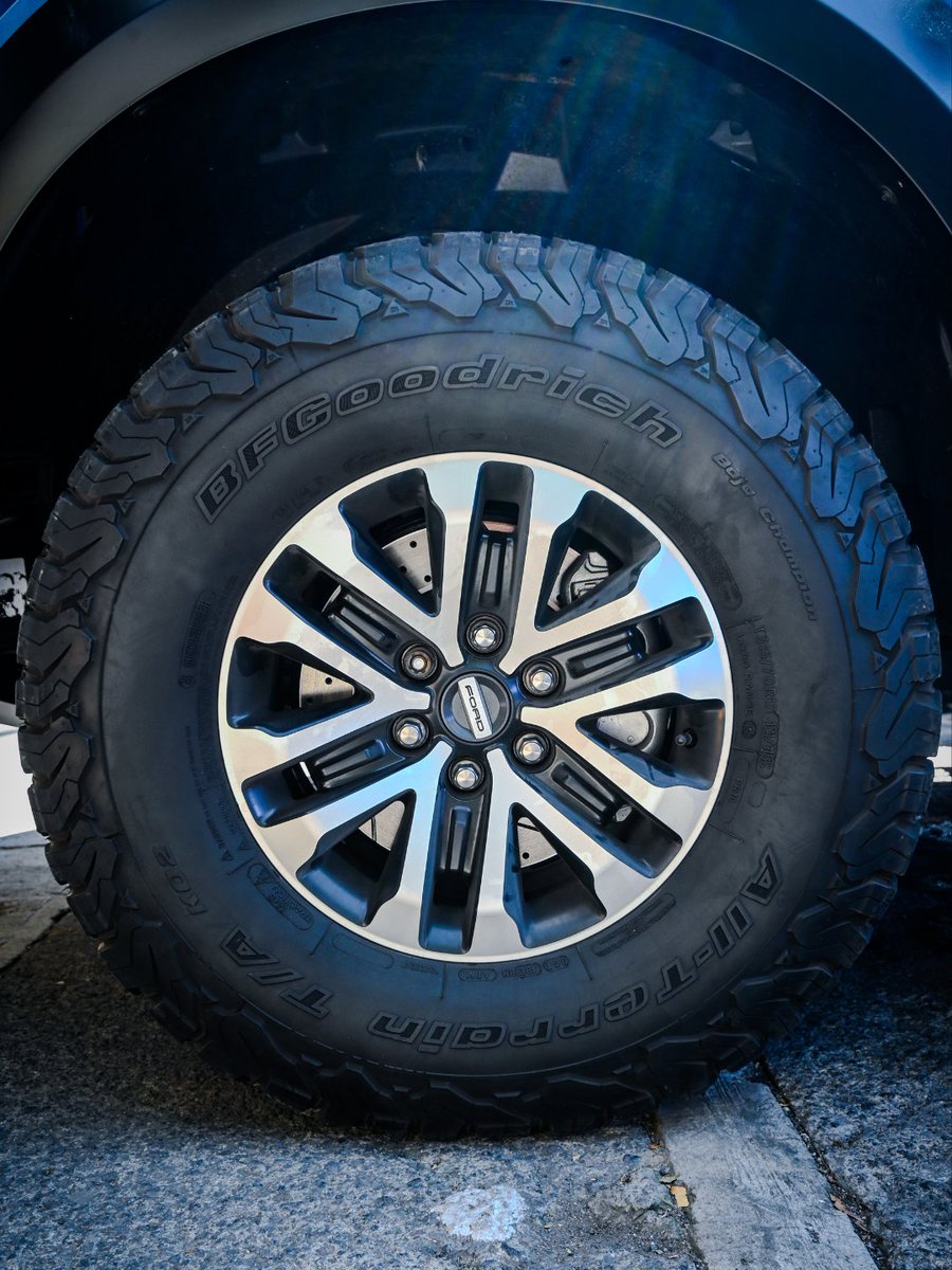 _Hangar1's tweet image. La @FordMX  Lobo Raptor no es una camioneta cualquiera. 
En este proyecto trabajamos tres áreas clave: potencia, sonido y seguridad.

📲 Agenda tu cita
55 2899 6428 

#speedcenter #safety3pack #intake #escape