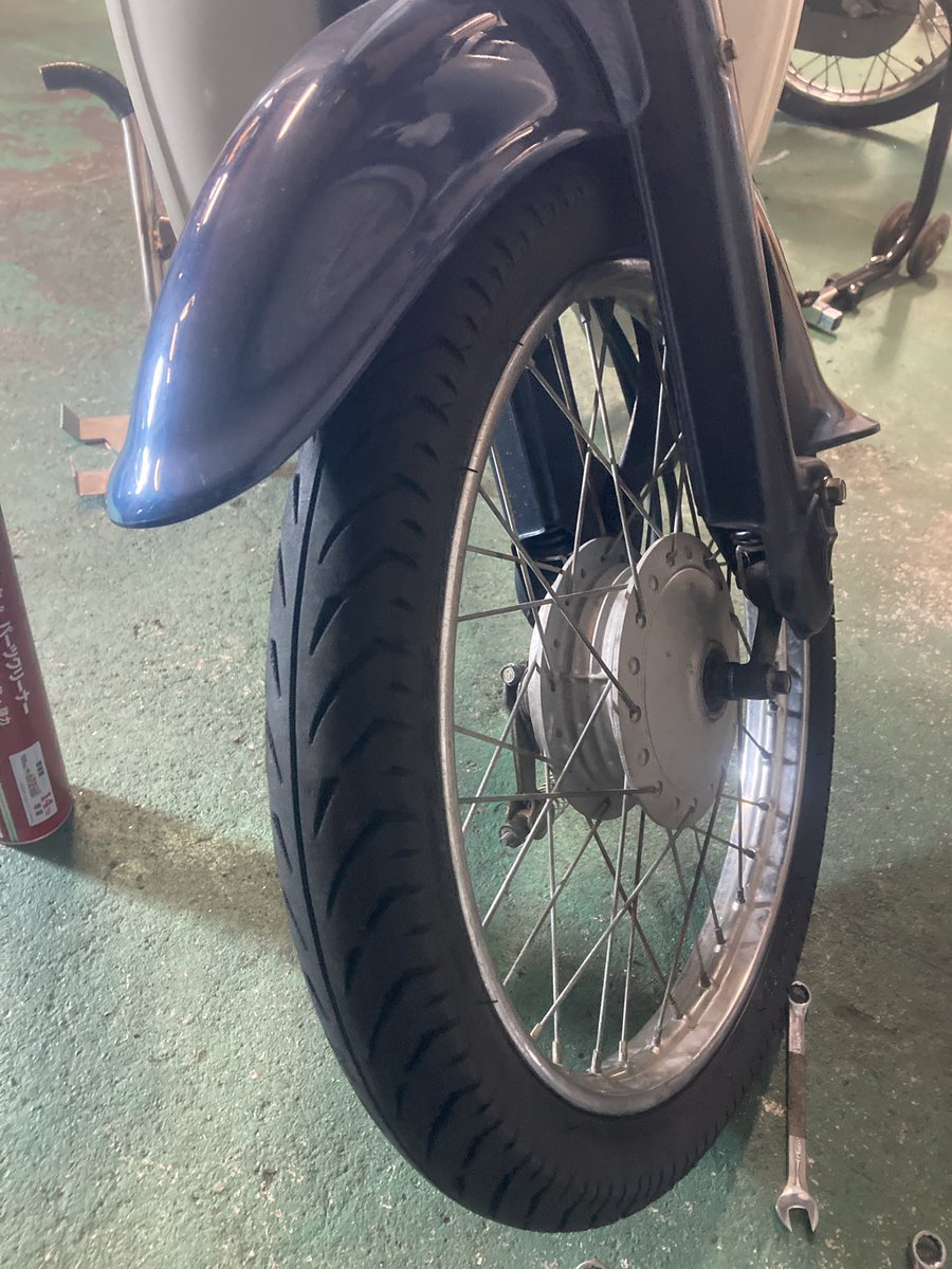 サンライズエイトカップに向けて？？ C50の前後を工場に転がってた