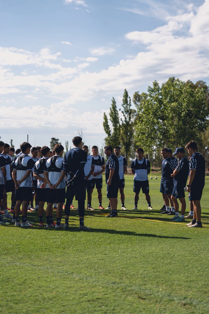 CSIRoficial's tweet photo. Cerramos la semana 100% metidos👊🏼🔥

El domingo a copar San Luis🏆🇦🇷 https://t.co/EKH5rPrmUX