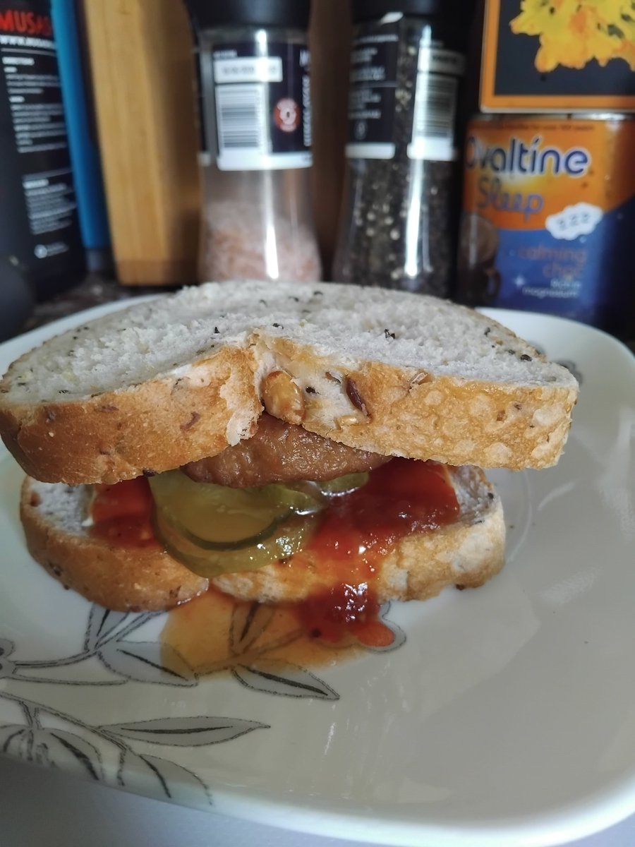 Likes things... Also dislikes things. tweet media