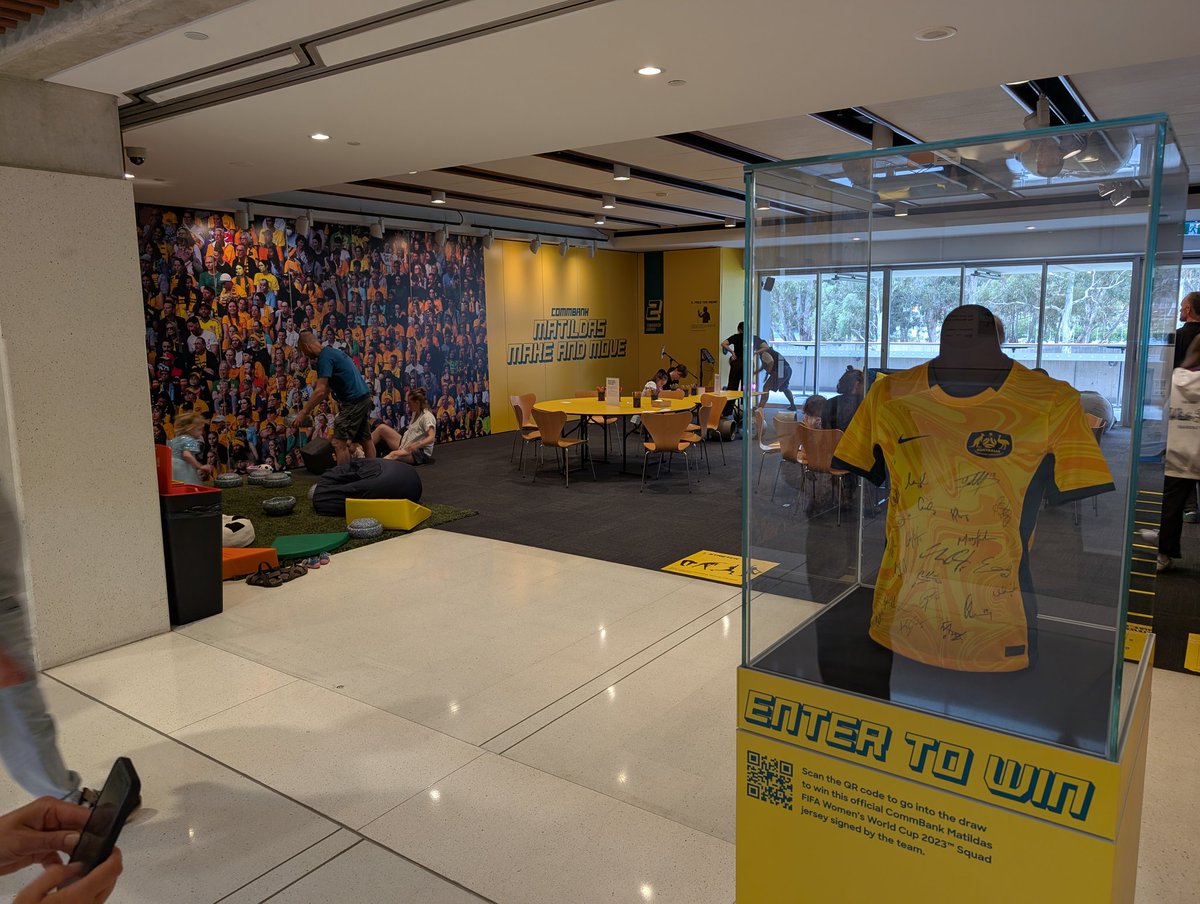 MobyOne (Steffen) tweet media