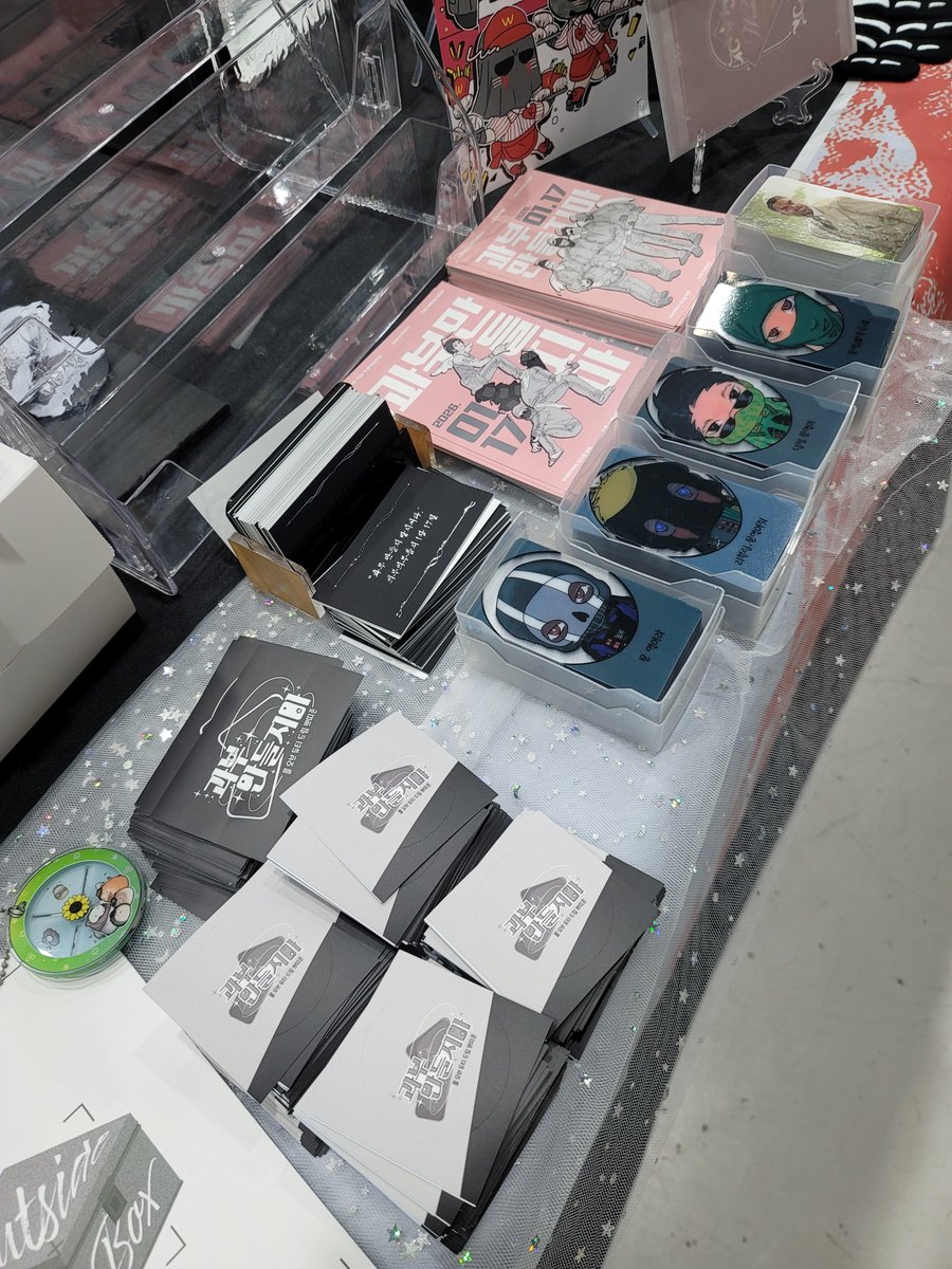 coddreamzone's tweet image. 🤍 주최석 부스 오픈했습니다! 

🤍 시간 내 전프레 수령 부탁드립니다! 🤍

🤍 나눔존 운영 중이니 많은 방문 부탁드려요!