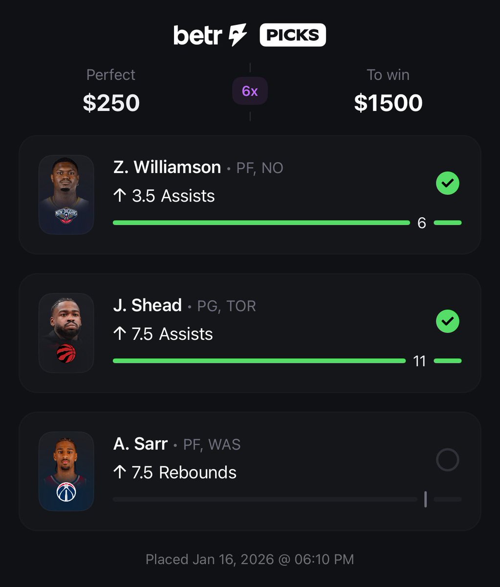 Prop Geek Zeke tweet media