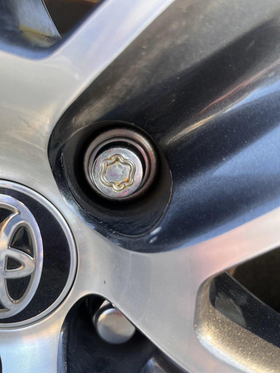 ArchPoints's tweet image. One car wheel nut may be different from the others as an anti-theft precaution, check you have the right socket head or adapter. #Archaeology #driving #SecurityAwareness #FossilFriday #OutdoorLiving #survival #medieval