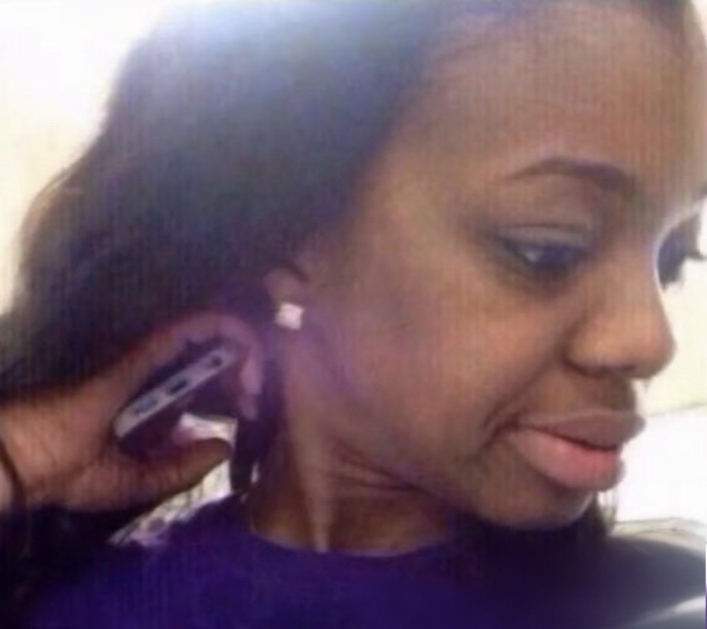 Que Sofía se lleve más plata que los semifinalistas, es una caso de pena

#DesafiodelsigloXXl
#DesafioDelSiglo