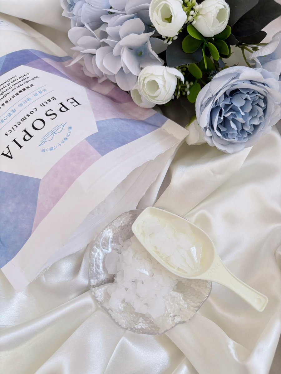 ＼追い焚きできるバスソルト🛁🌟／

特殊製法で99.5％以上塩分を除去してるから、追い焚きや残り湯で洗濯もできちゃう瀬戸内海産の天然成分で作られたバスソルト『エプソピア』。

荒めの結晶タイプで見た目もオシャレだし、半身浴にもおすすめでほっこり温まるよ🌿🤍