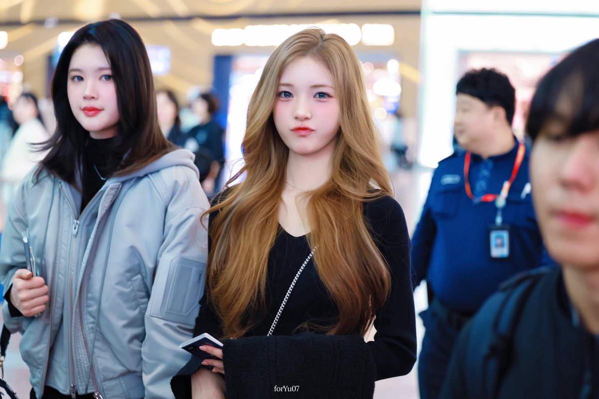foryu_07's tweet image. 250117 ICN 🛫 #유하 #YUHA

#Hearts2Hearts #H2H  #하츠투하츠 #하투하 #유하람