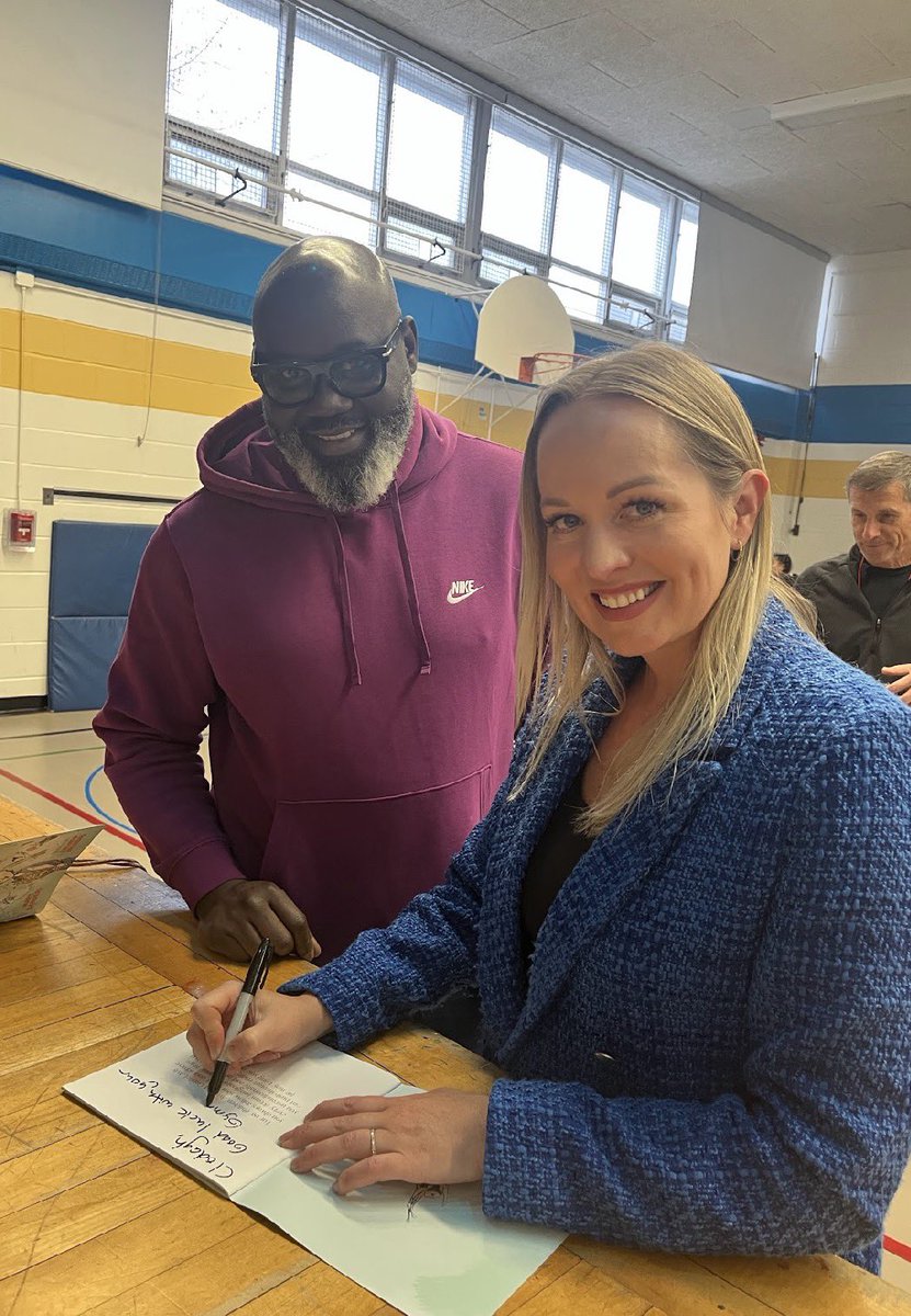 Mary Sanders tweet media