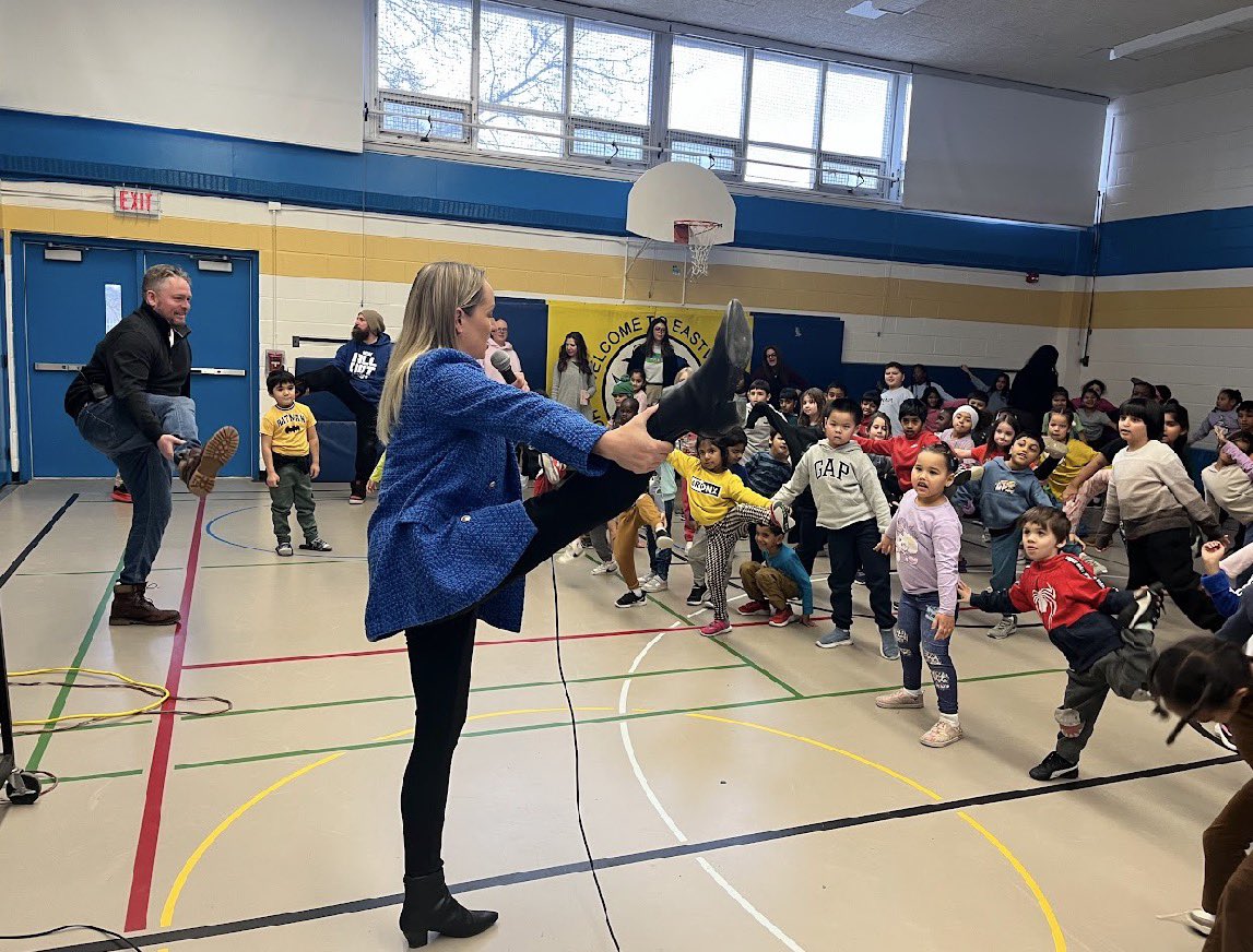 Mary Sanders tweet media